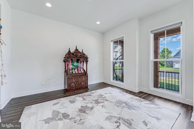 Building Photo - 23765 Fairfield Knl Ct