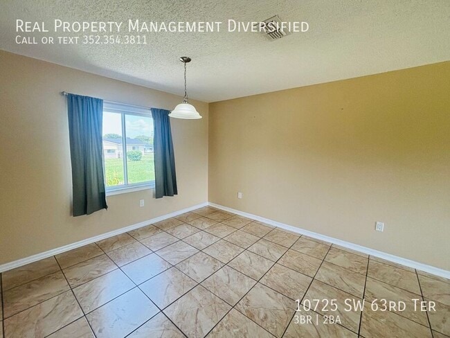 Building Photo - 10725 SW 63rd Terrace