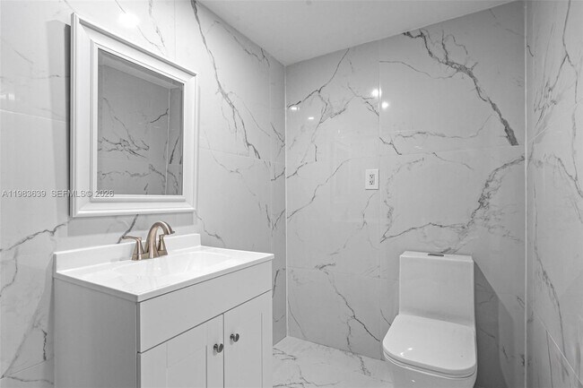 Building Photo - 2750 NE 183rd St