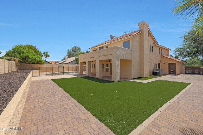 Building Photo - 8830 E Carol Way