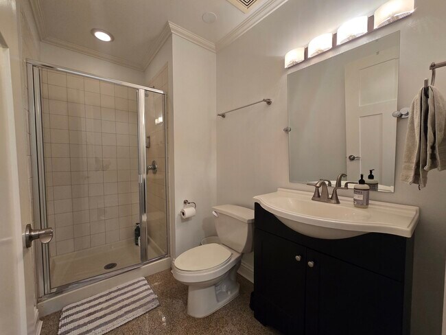 Building Photo - 212 E Cullerton St