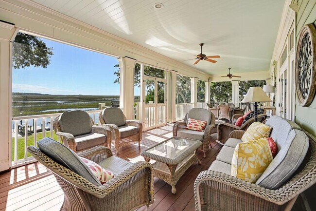 Building Photo - 3482 Luvan Blvd