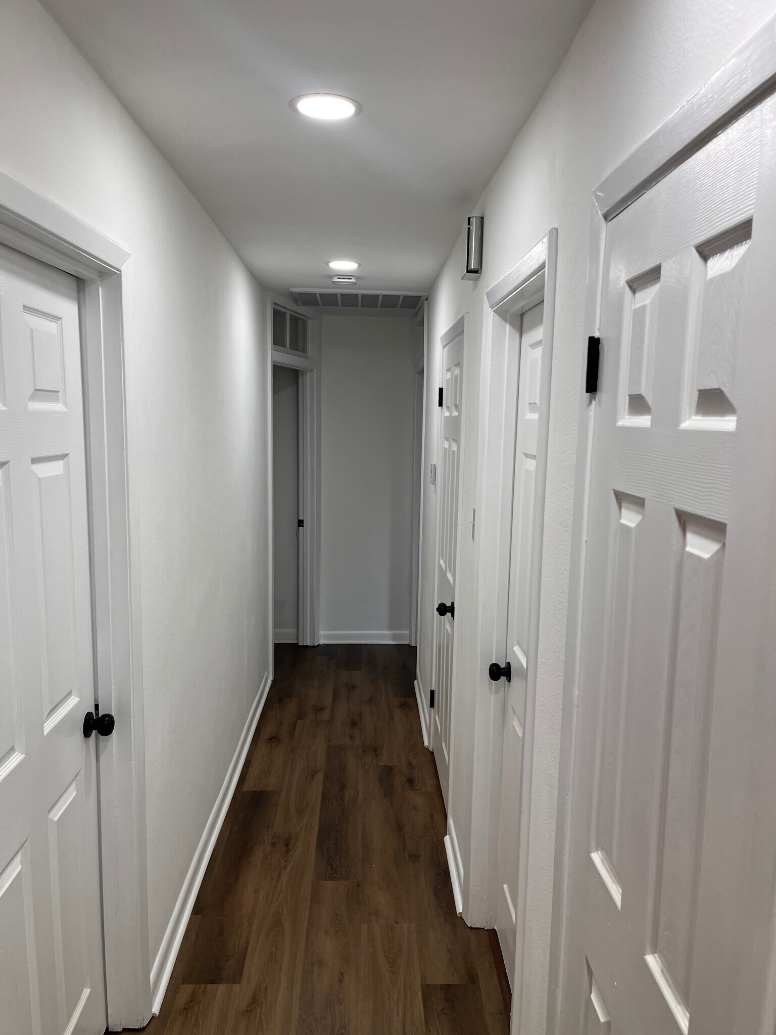 Building Photo - 745 Westbrook Dr