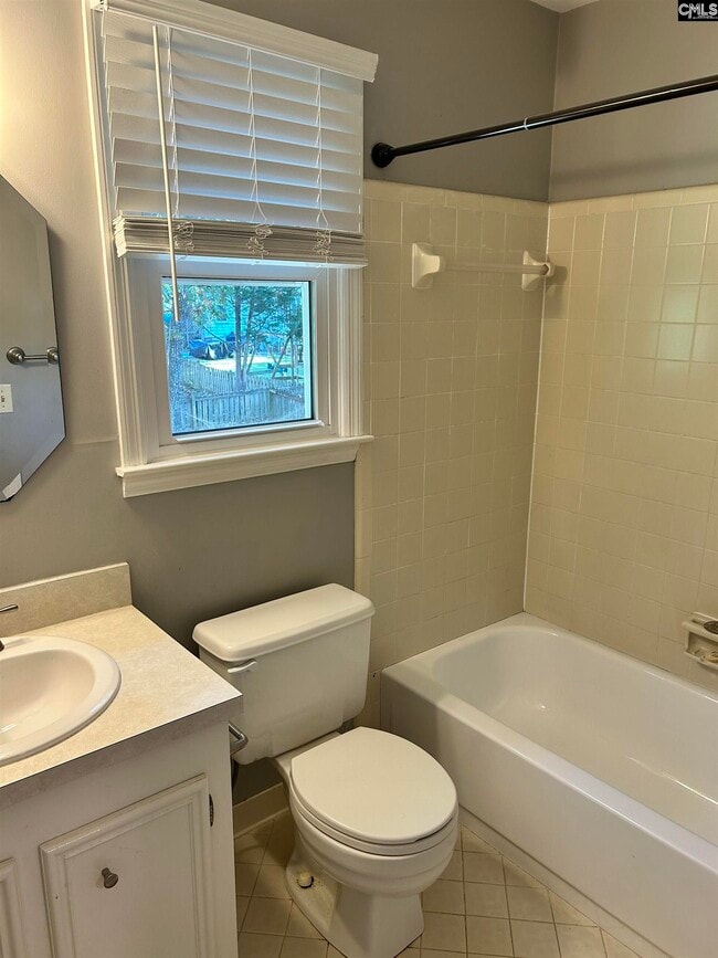 Building Photo - 305 Dean Hall Ln