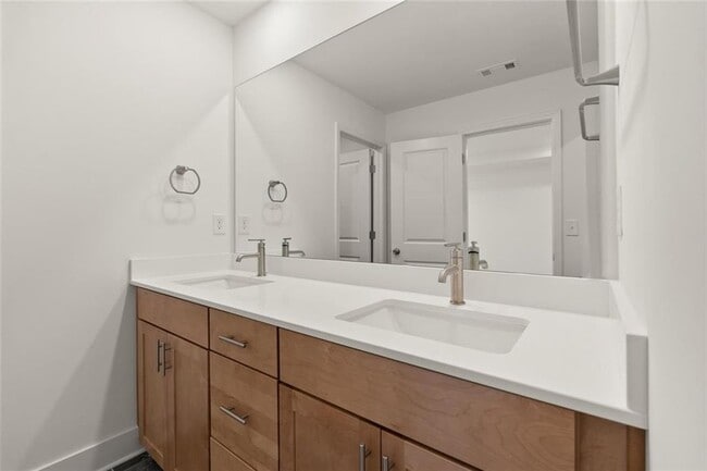 Building Photo - 104 Agnew Wy