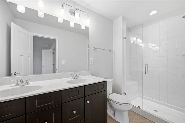 Building Photo - 628 Bushwood Alley