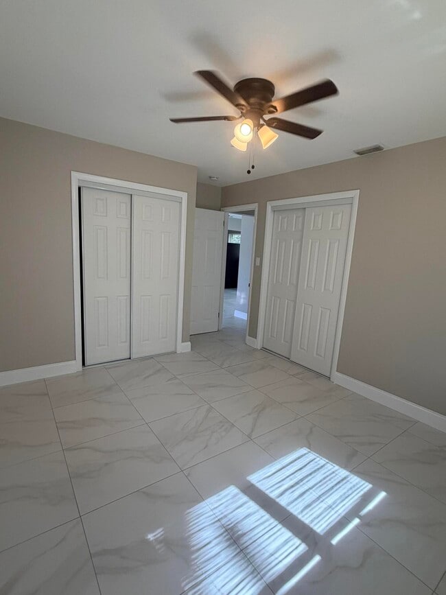 Building Photo - 6036 Westover Rd