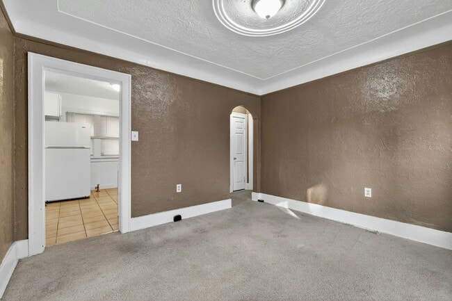 Building Photo - 16171 Cheyenne St