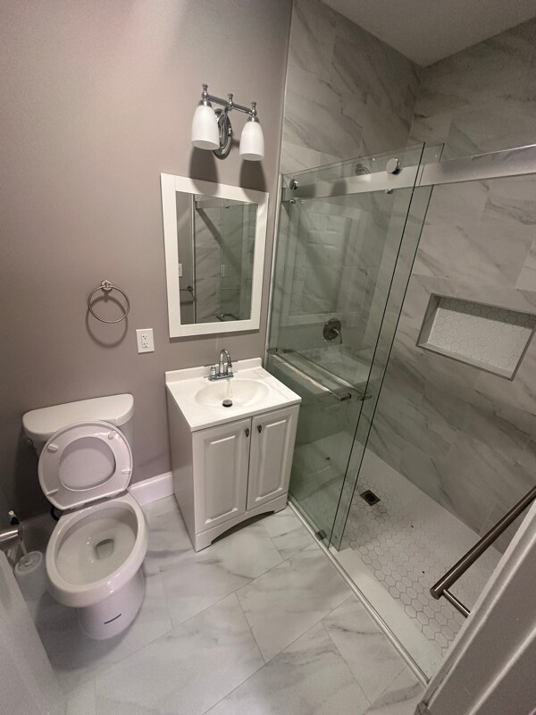 Building Photo - 2608 Village Ln