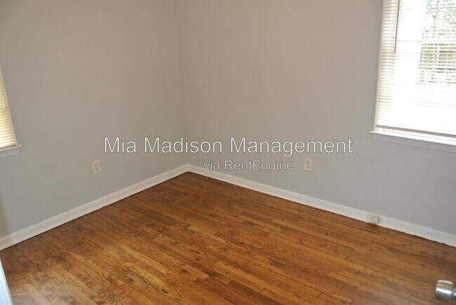 Building Photo - 310 Forrest Ave
