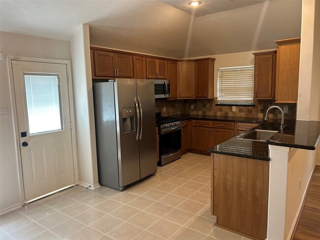 Building Photo - 5523 Autumn Ash Ln