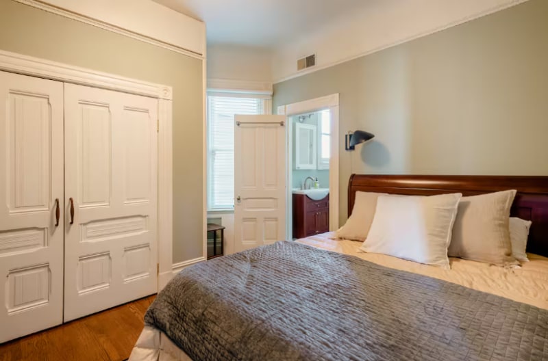 Building Photo - 675 Kansas St