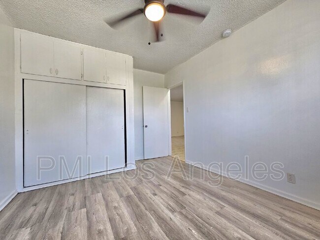 Building Photo - 10305 Juniper St