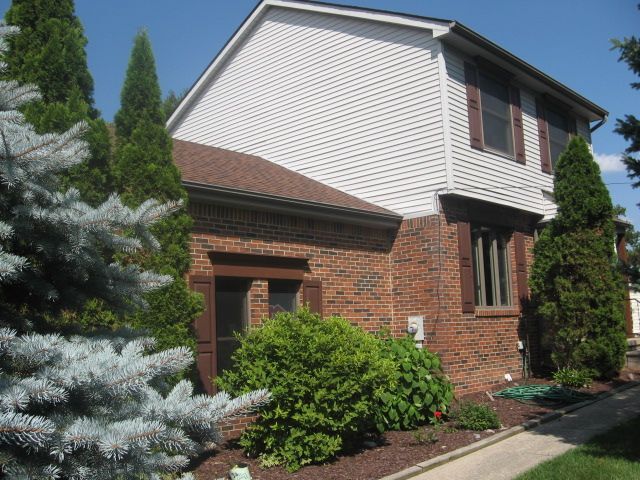 Building Photo - 23745 MIDDLEBELT Rd