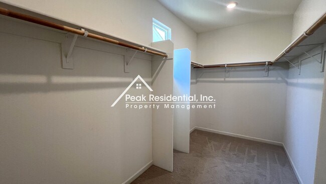Building Photo - 3236 Sunny Gate Ln