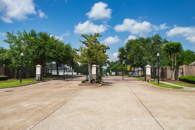 Building Photo - 4603 Chaperel Dr