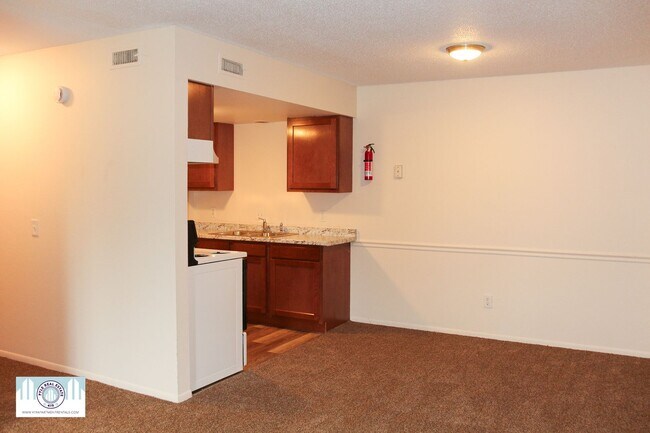 Building Photo - Remodeled 1 bedroom in Washington Local