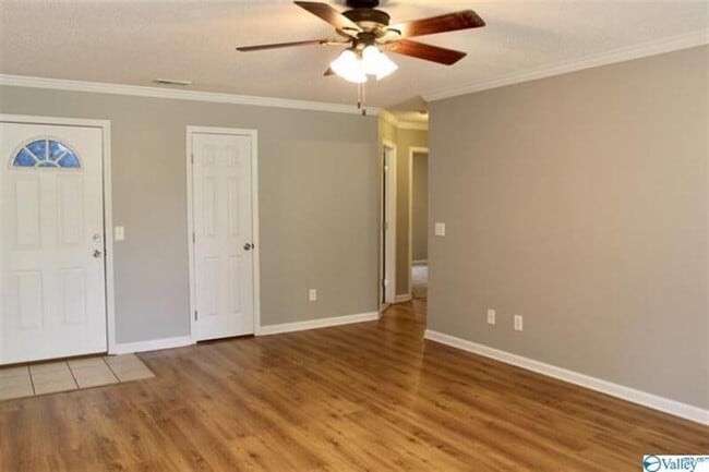 Building Photo - 241 Tanner Point Dr