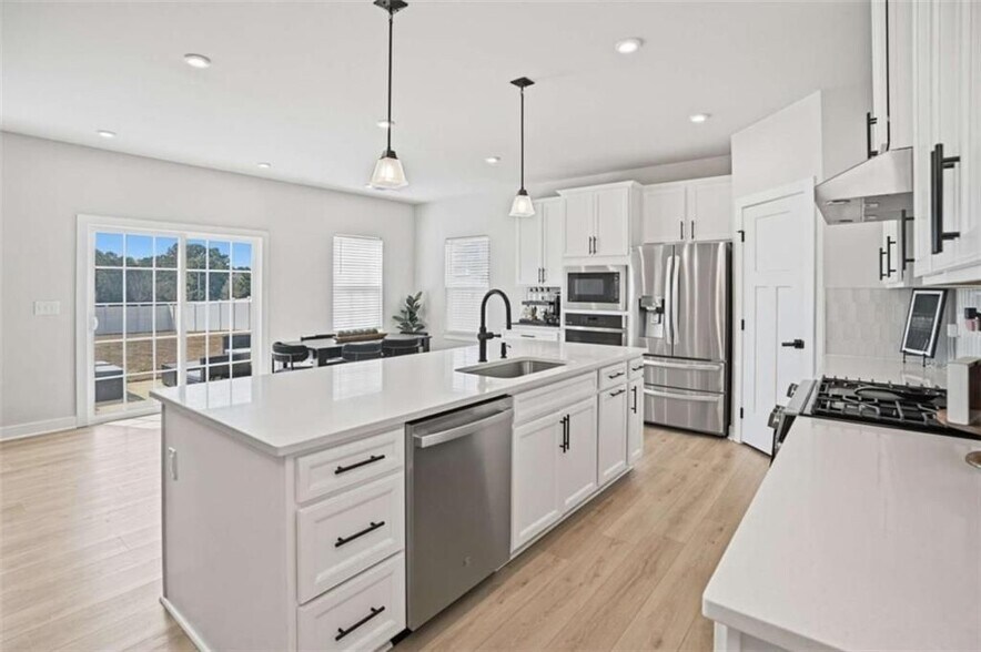 Building Photo - 305 Meuse Ln