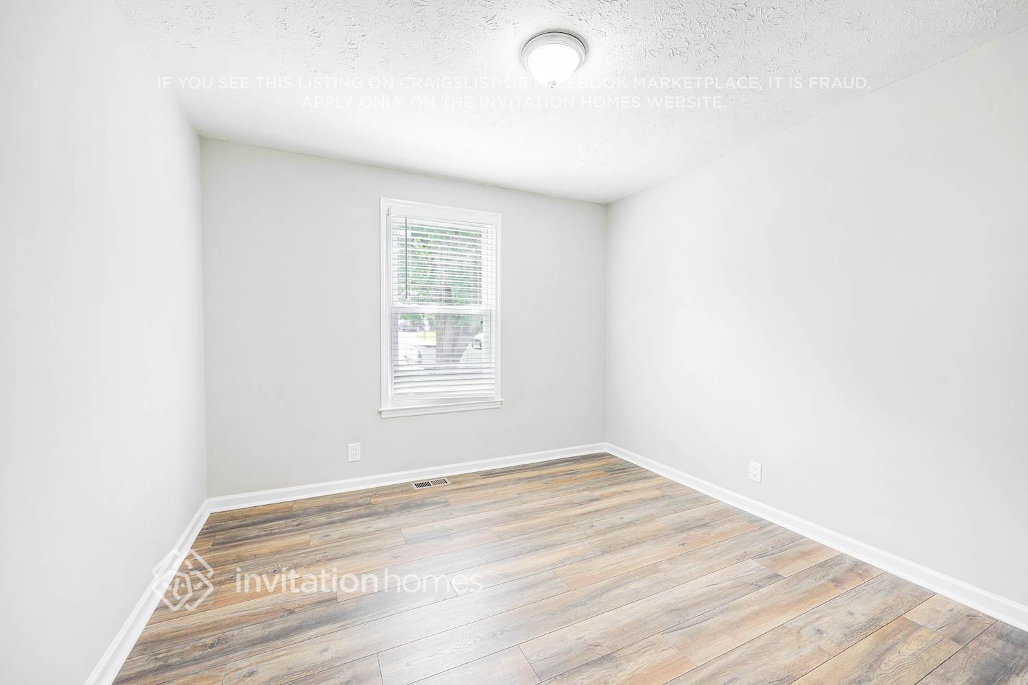 Building Photo - 108 Redondo Ct S