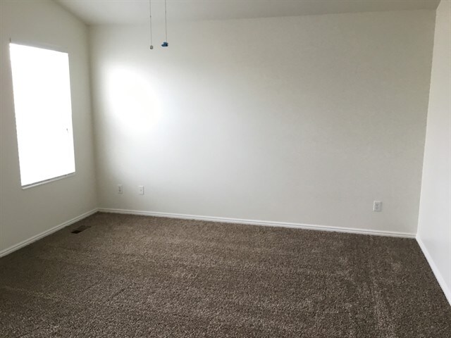 Building Photo - 2820 W 1425 N
