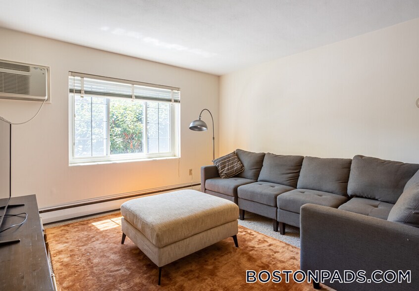 Building Photo - 1 Brattle Dr