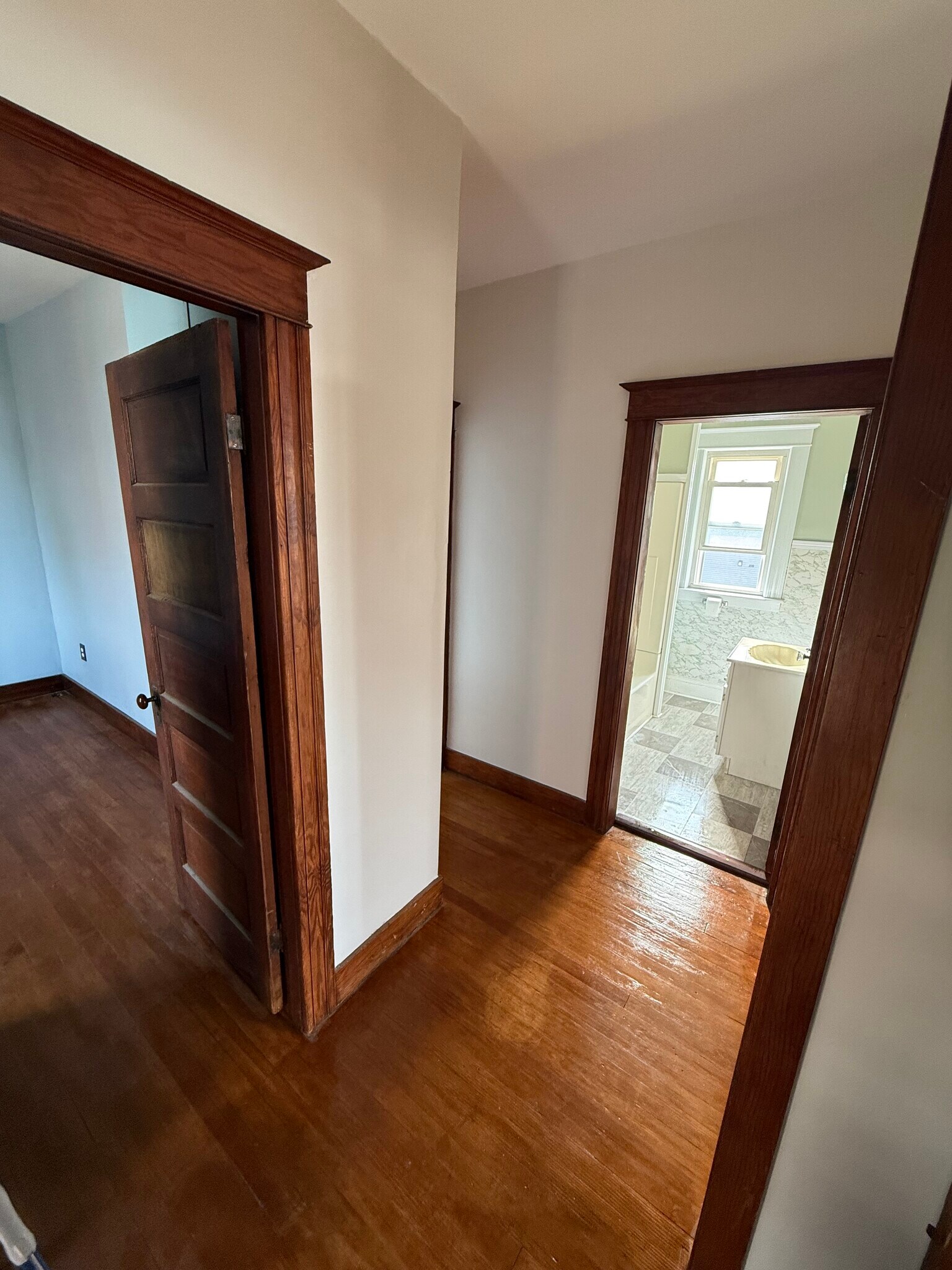 Building Photo - 280 3rd Ave