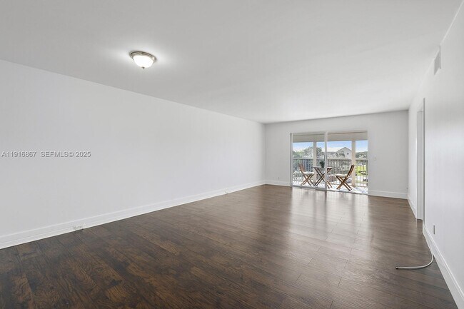 Building Photo - 12950 SW 4th Ct