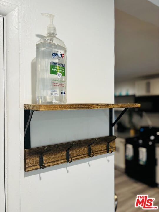 Building Photo - 1377 Sultana