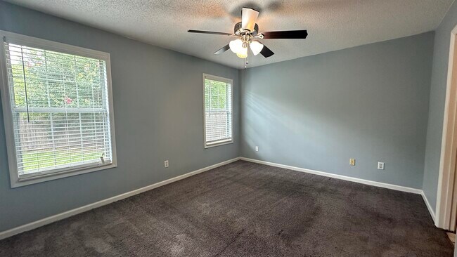 Building Photo - 4085 Remer Ct