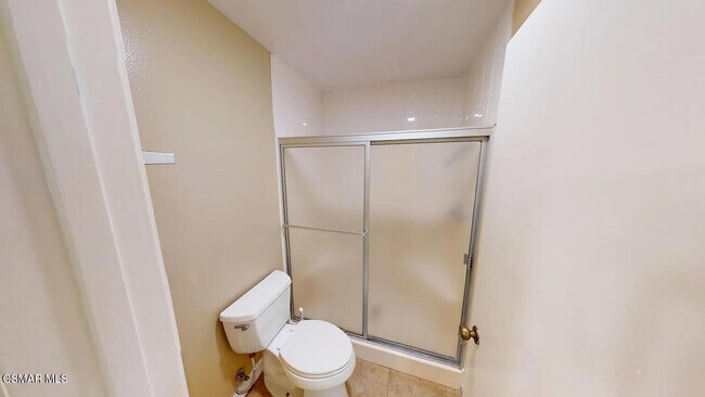 Building Photo - 2585 Northshore Ln