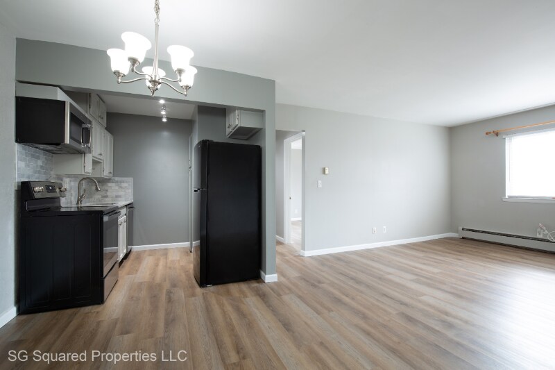 Building Photo - 803 Plate St