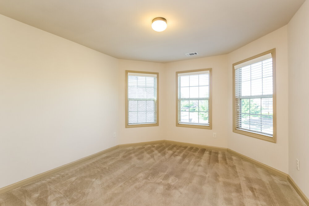 Building Photo - 3336 Montauk Hill Dr