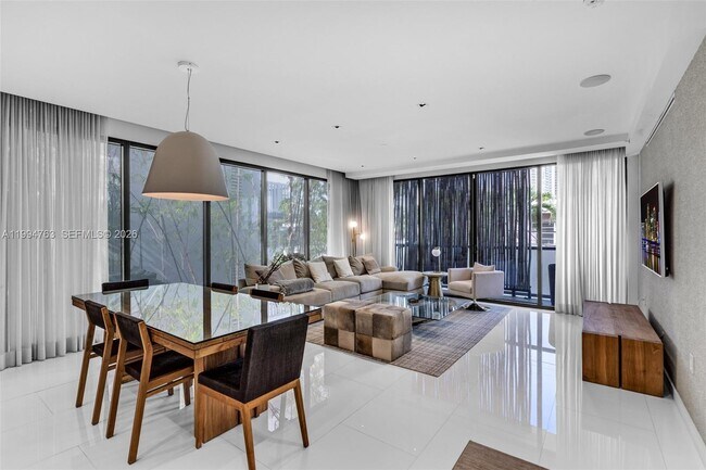 Building Photo - 350 Meridian Ave