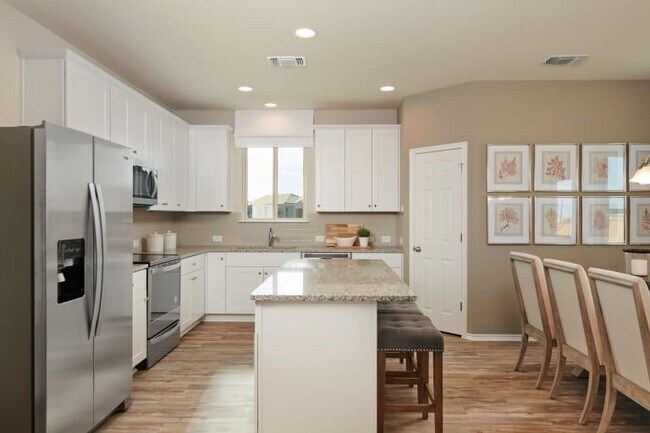 Building Photo - 457 Bedford Falls Ln