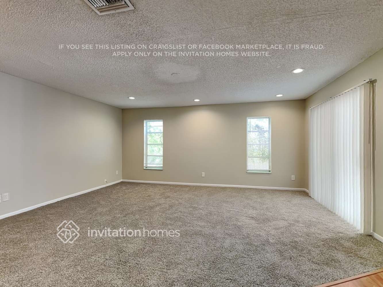 Building Photo - 1301 NW 76th Ave