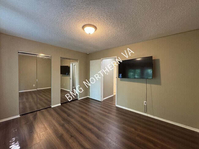 Building Photo - 2177 White Cornus Ln