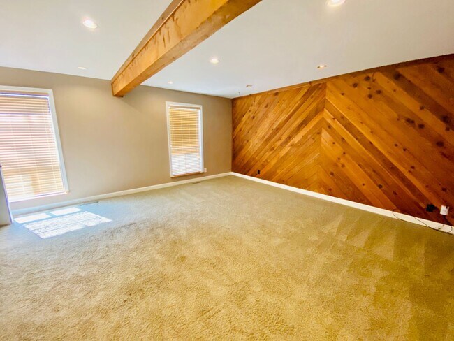 Building Photo - {13042} Contemporary in Lenexa + Fenced Ya...