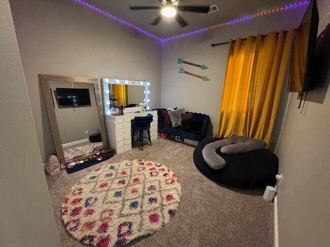 Building Photo - 6014 Silent Rain Dr