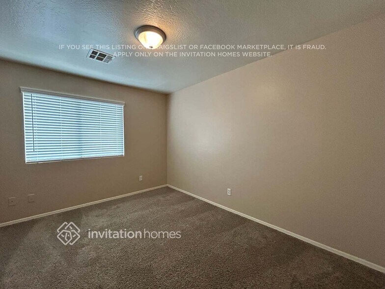 Building Photo - 15787 W Anasazi St