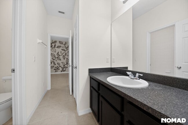 Building Photo - Spacious 4BR House in Orlando
