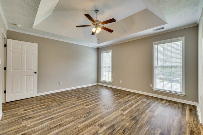 Building Photo - 1054 Grove Landing Ln