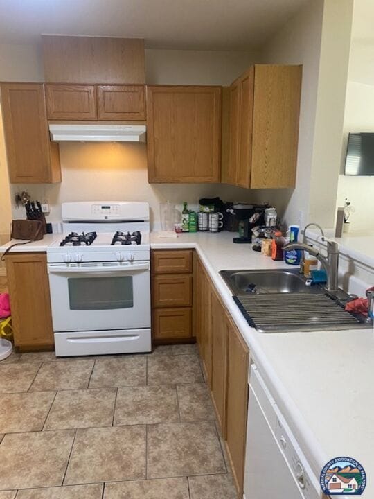 Building Photo - 1171 Baker Ave