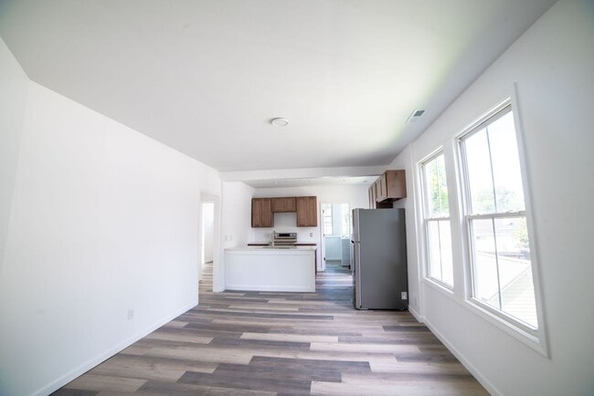 Building Photo - 107 N 13th St