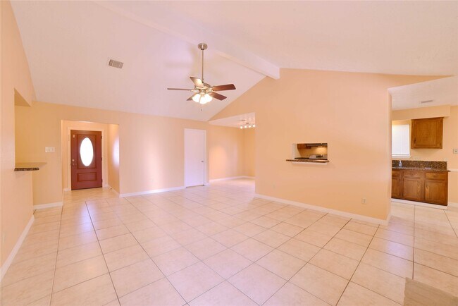 Building Photo - 470 Buoy Rd