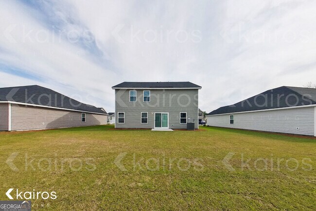 Building Photo - 15 Duluth Dr