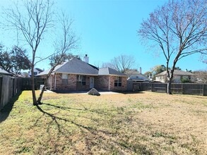 Building Photo - 7126 Leens Lodge Ln