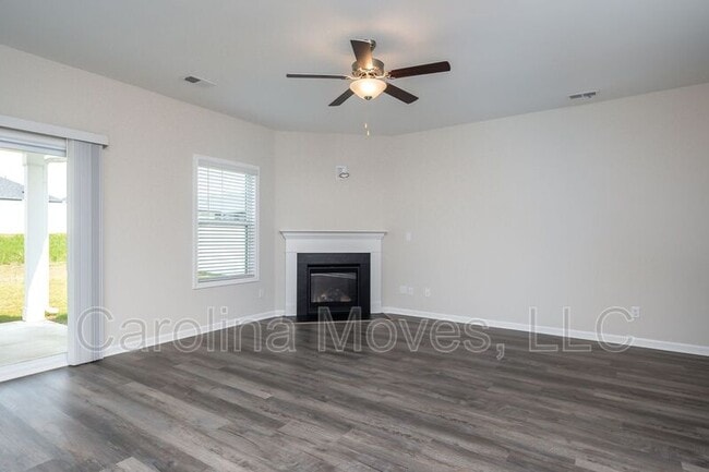 Building Photo - 124 Strongridge Trl