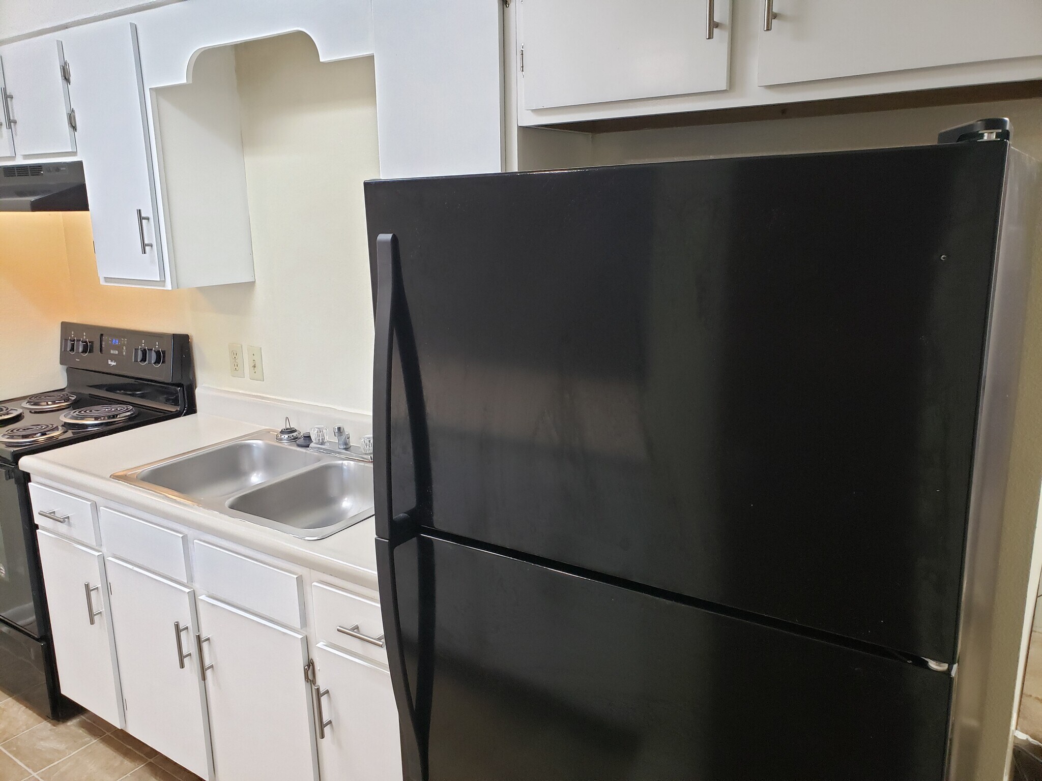 Building Photo - 29 6th St