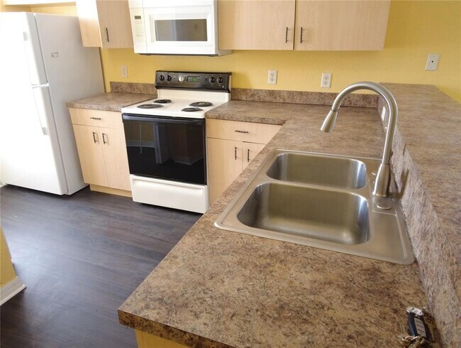 Building Photo - 13201 Indian Creek Dr